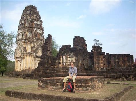 Die Rebellion der Khmer gegen die Sukhothai: Eine historische Wende im 12. Jahrhundert